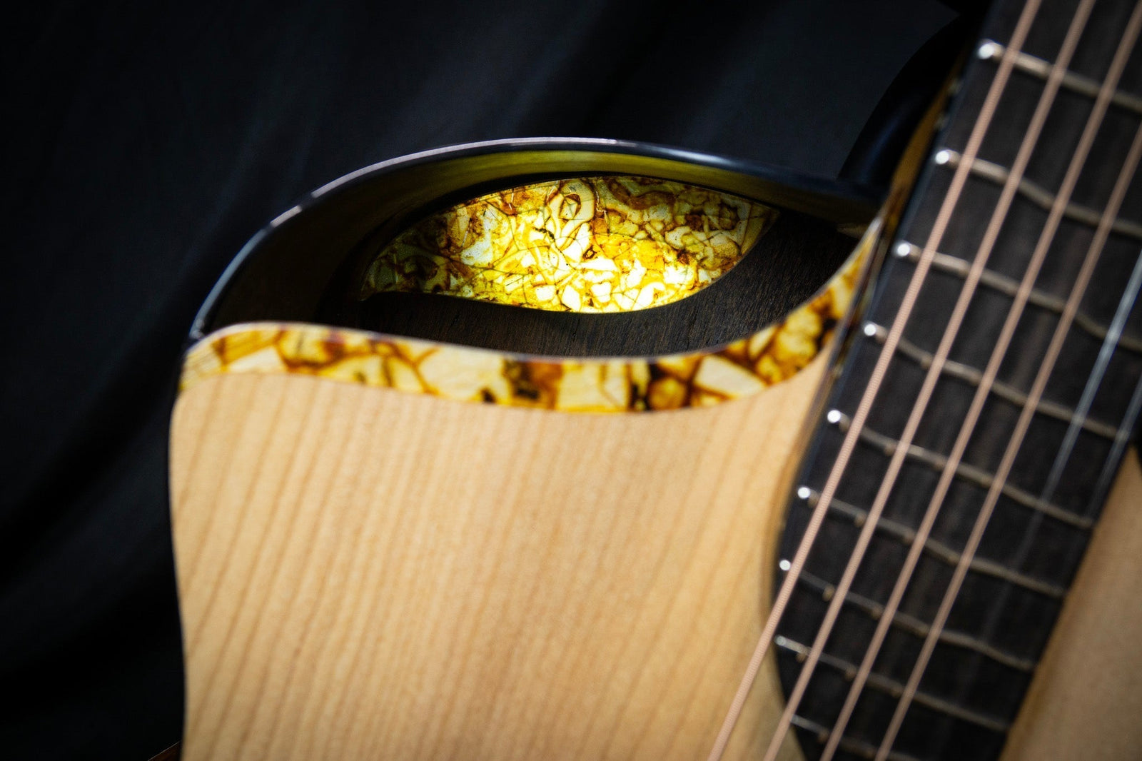 The Purpose of the Double Top Acoustic Guitar and Its Use - WM Guitars