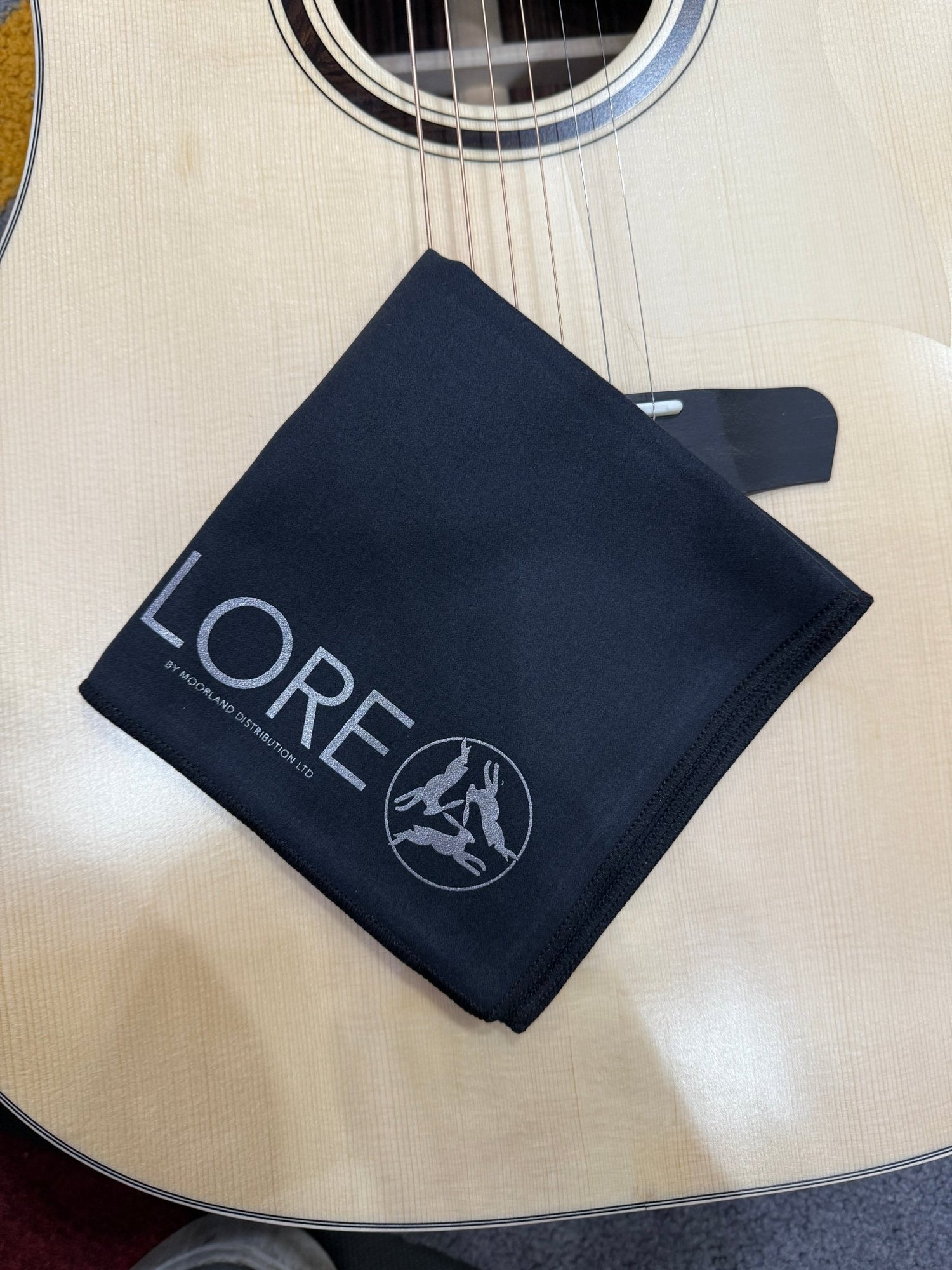 LORE® Polishing Cloth - Care Products - LORE