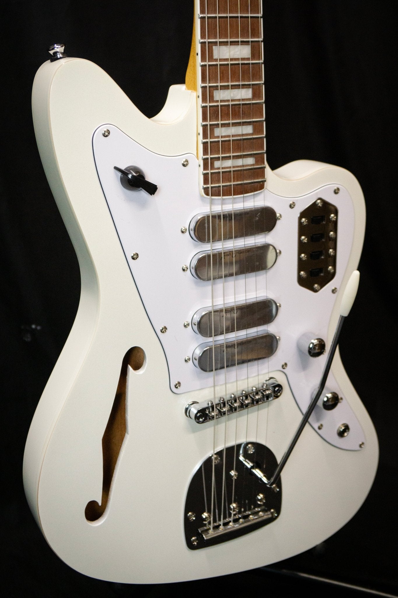 Vintage REVO Series Surfmaster Quad Metallic White - Electric Guitars - Vintage